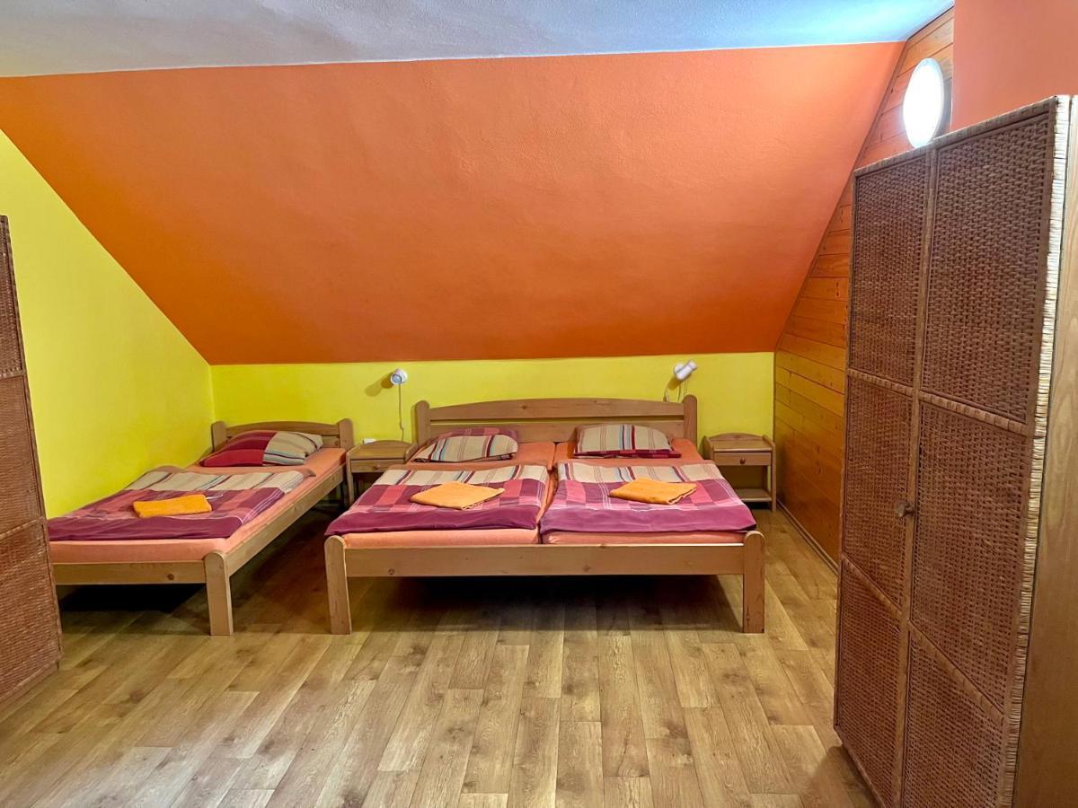 Hotel Penzion Horal Dolna Morawa Zewnętrze zdjęcie