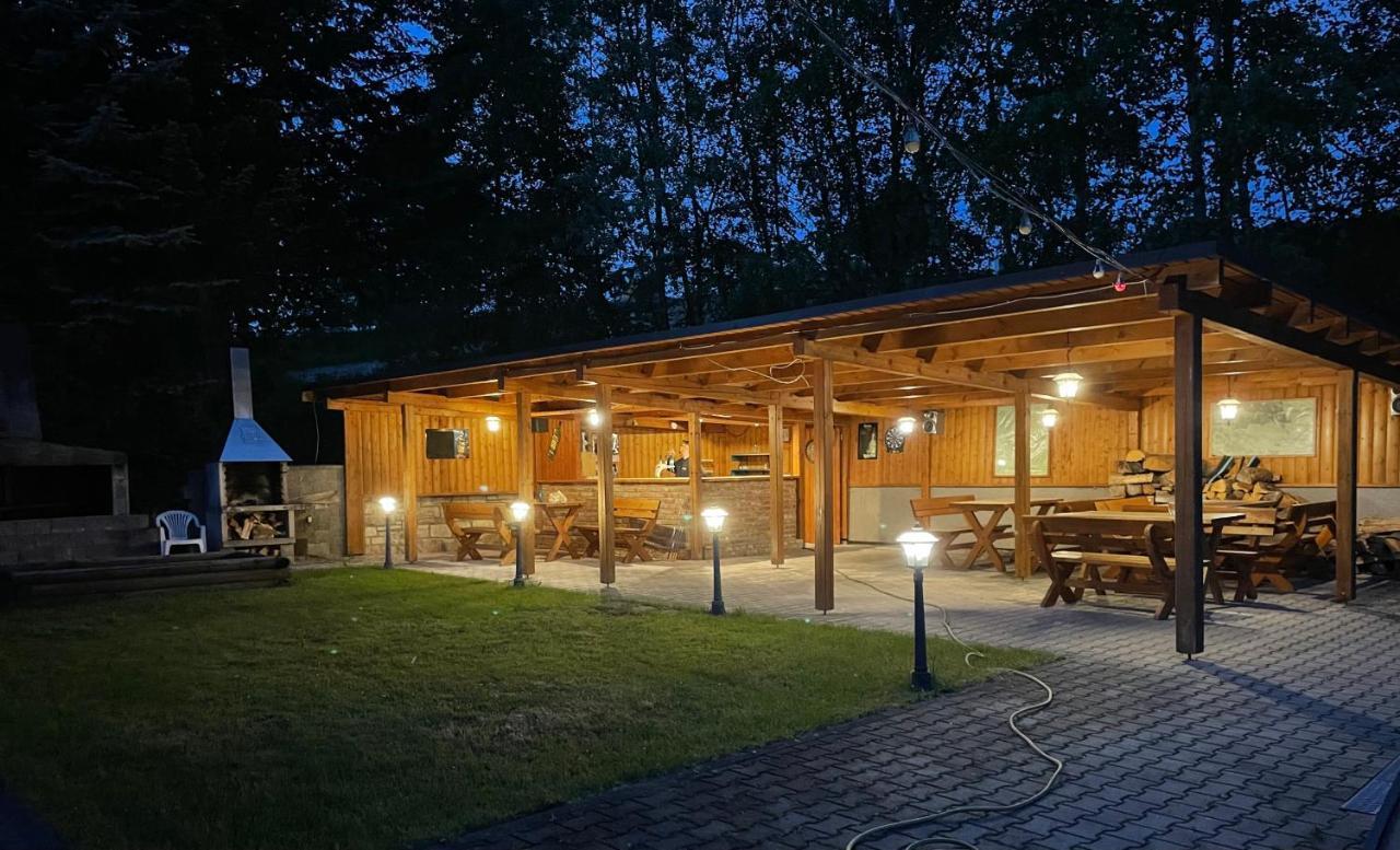 Hotel Penzion Horal Dolna Morawa Zewnętrze zdjęcie