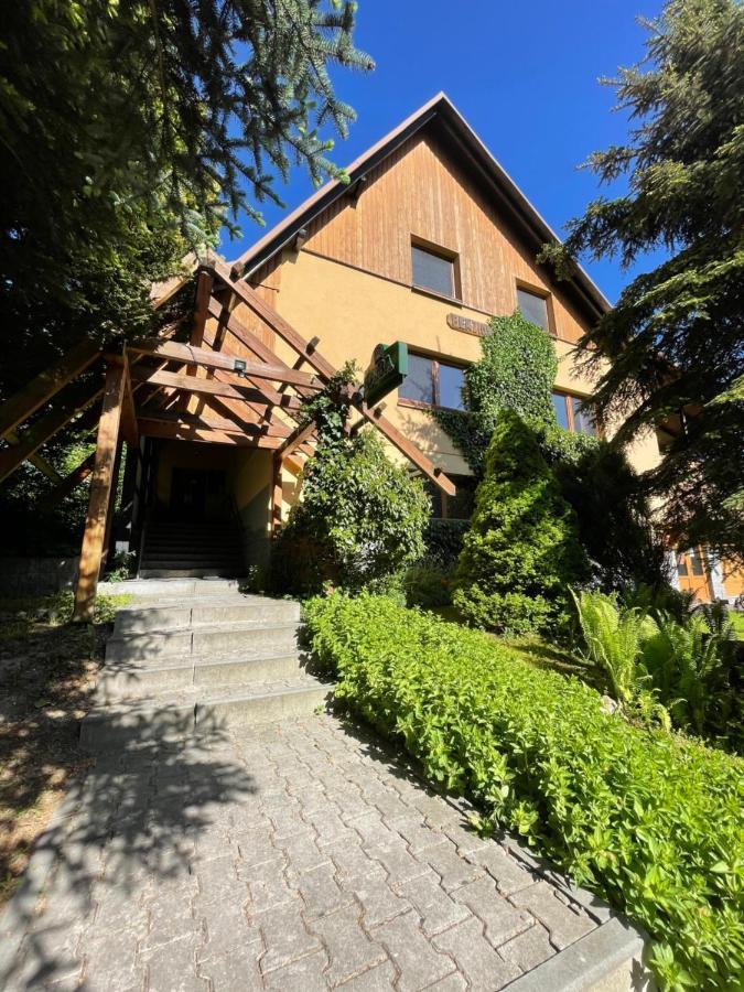 Hotel Penzion Horal Dolna Morawa Zewnętrze zdjęcie