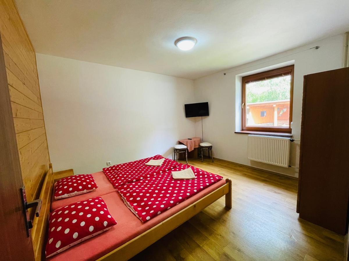 Hotel Penzion Horal Dolna Morawa Zewnętrze zdjęcie