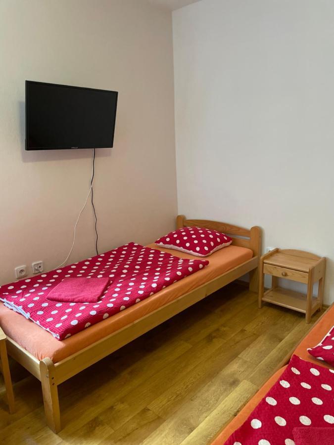 Hotel Penzion Horal Dolna Morawa Zewnętrze zdjęcie